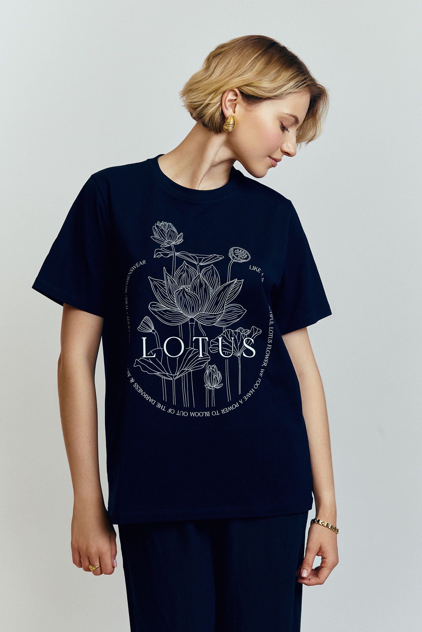 Lotus Navy T-shirt